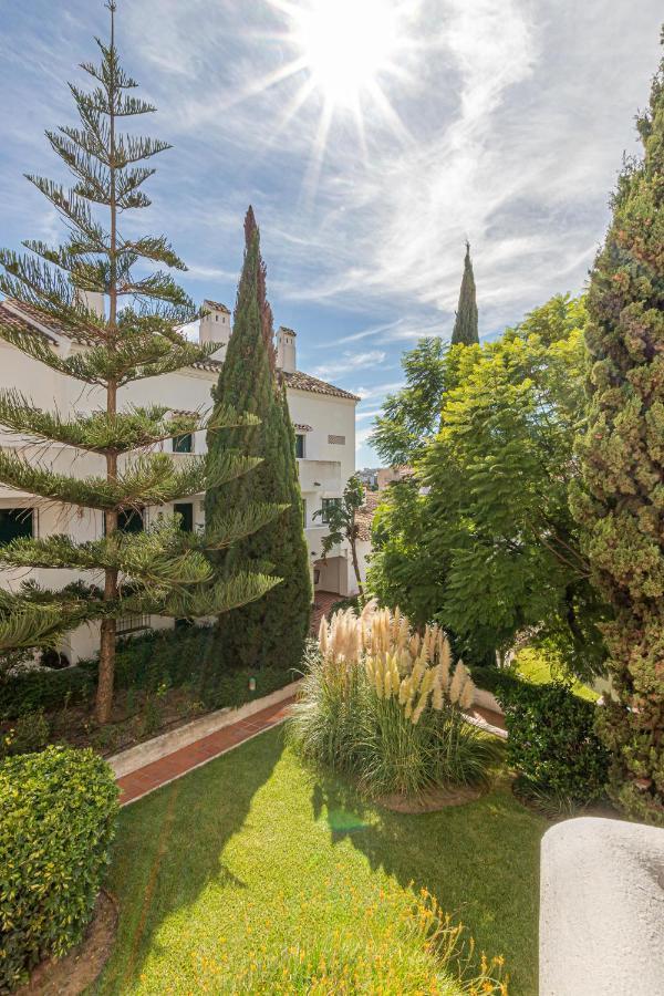 797 Holiday Rentals - Apartamento Frente Al Parque La Paloma Con Piscina เบนัลมาเดนา ภายนอก รูปภาพ